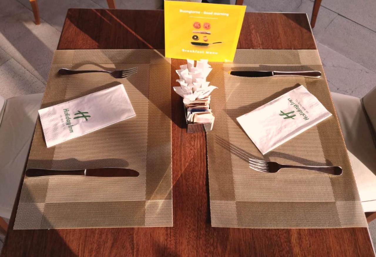 Holiday Inn Cagliari By Ihg מראה חיצוני תמונה